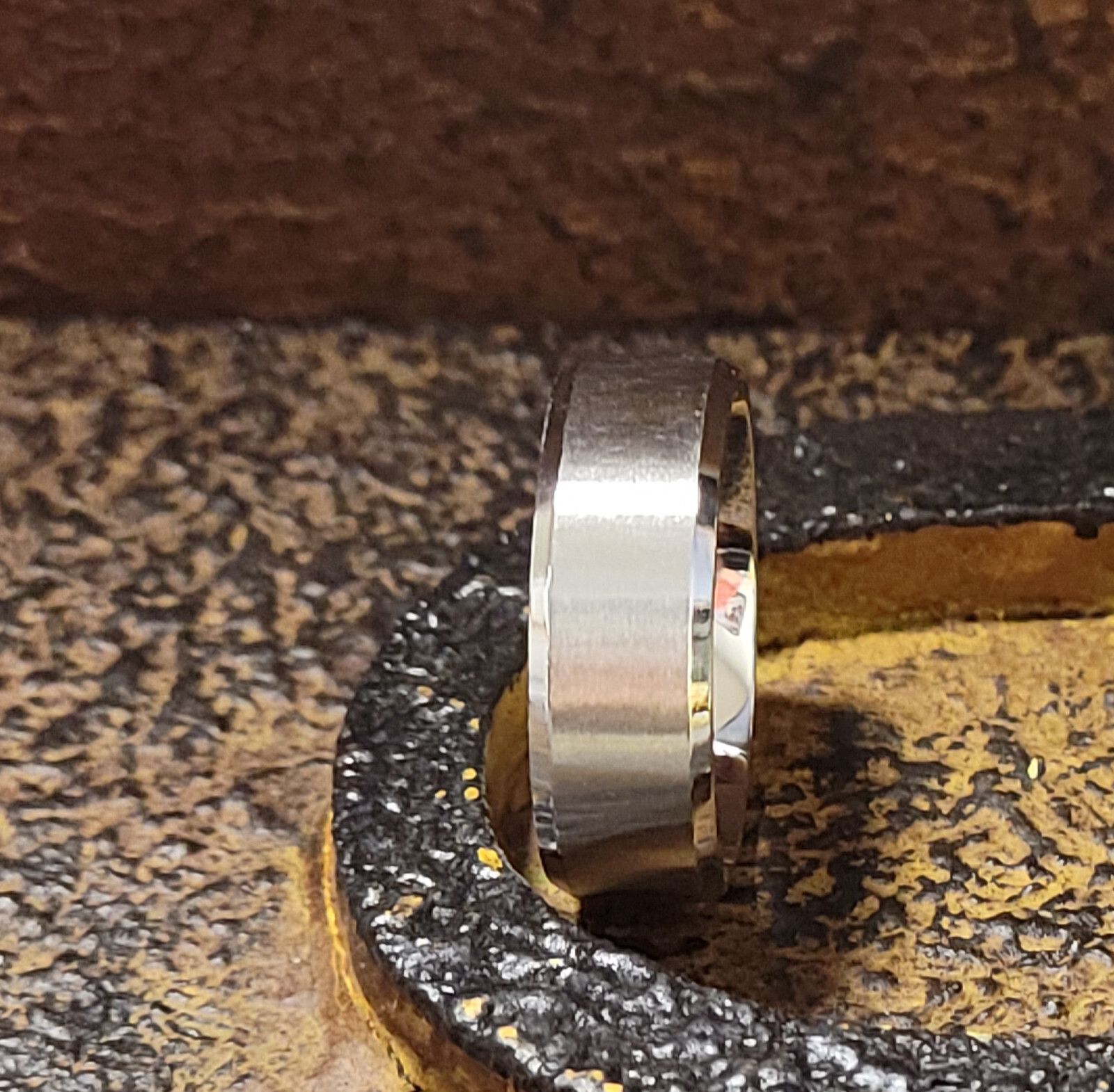 Personalized Engraved Men’s Traditional Silver Wedding Ring Band