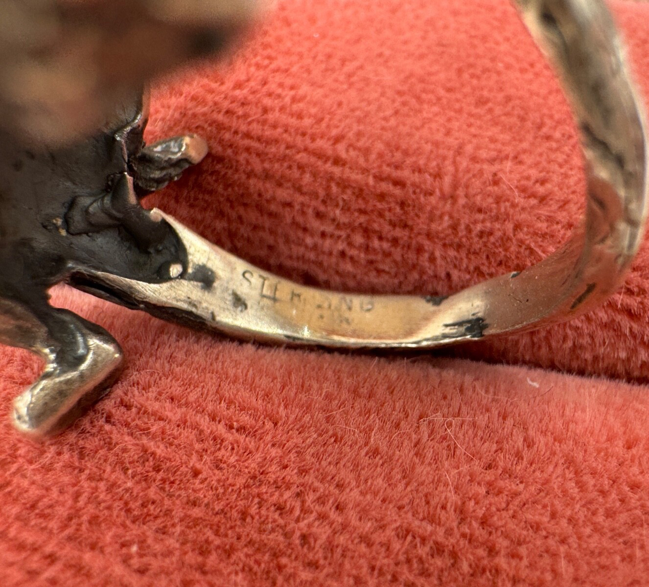 ABS UNIQUE MONKEY & BANANA STERLING SILVER UNIQUE RING SIZE 5.5 CUTE ADORABLE S