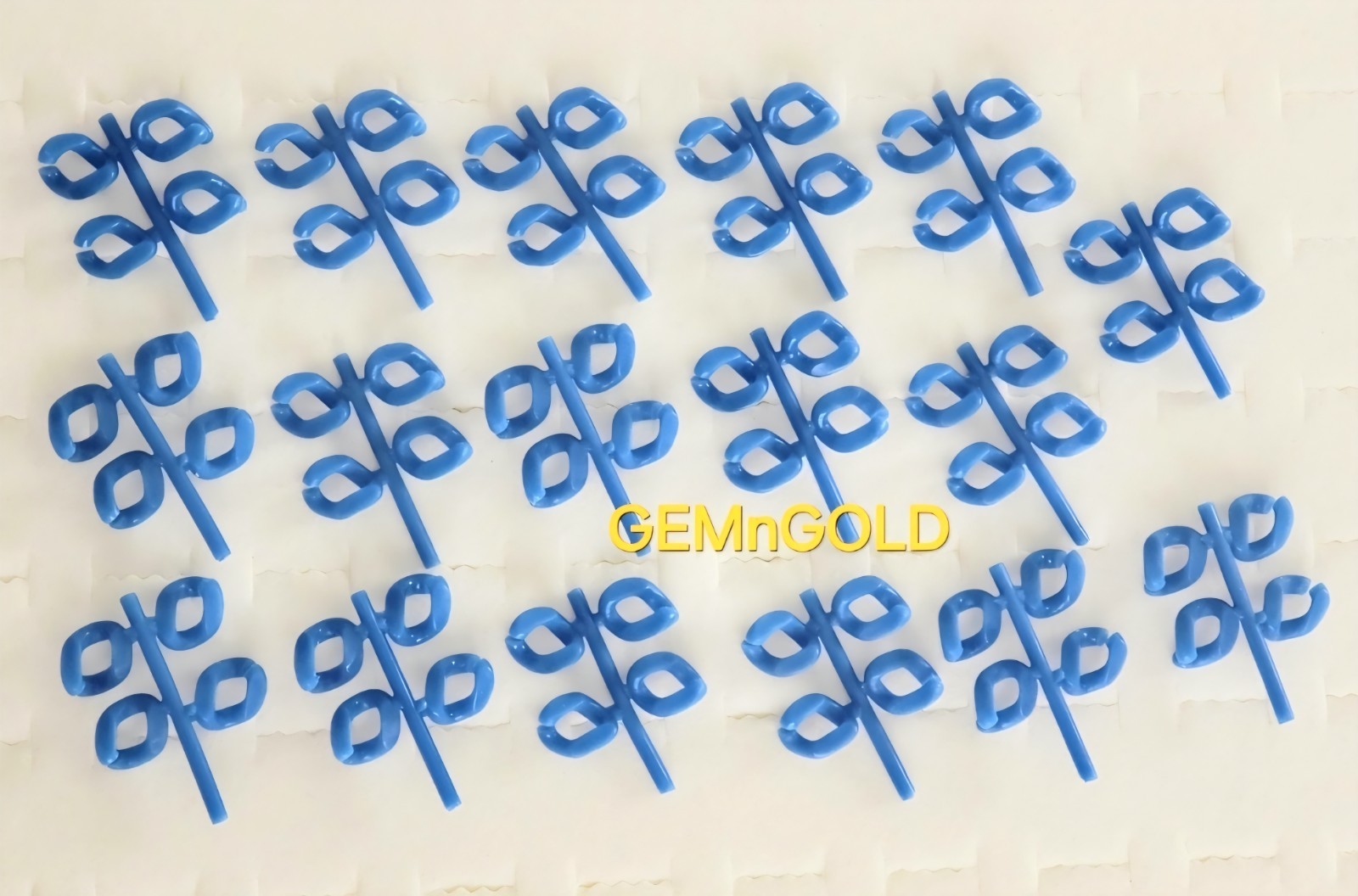 65 Heavy Open Curb Chain Links on Sprue, 12x15mm. Wax patterns for lost wax CH1