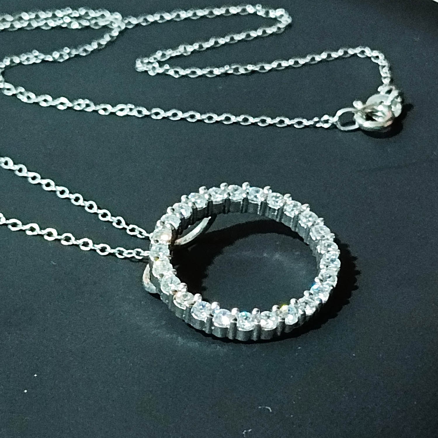 2.0Ct Simulate Diamond Round Circle Pendant Necklaces in 14k White Gold Plated