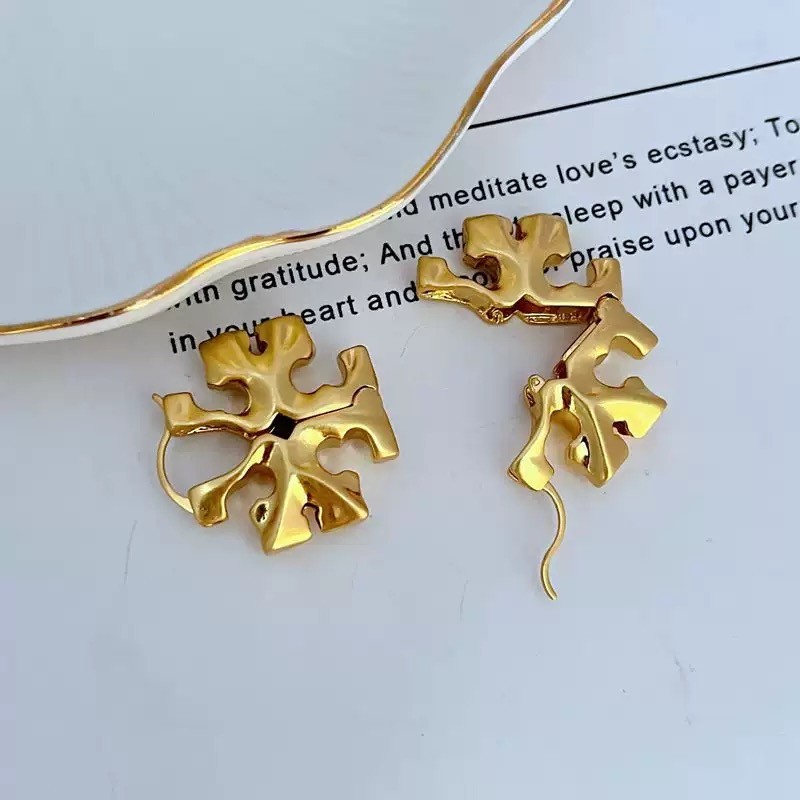 New Tory Gold Oversized Hidden Hinge Earrings with Jewelry Pouch Size:2.5cm