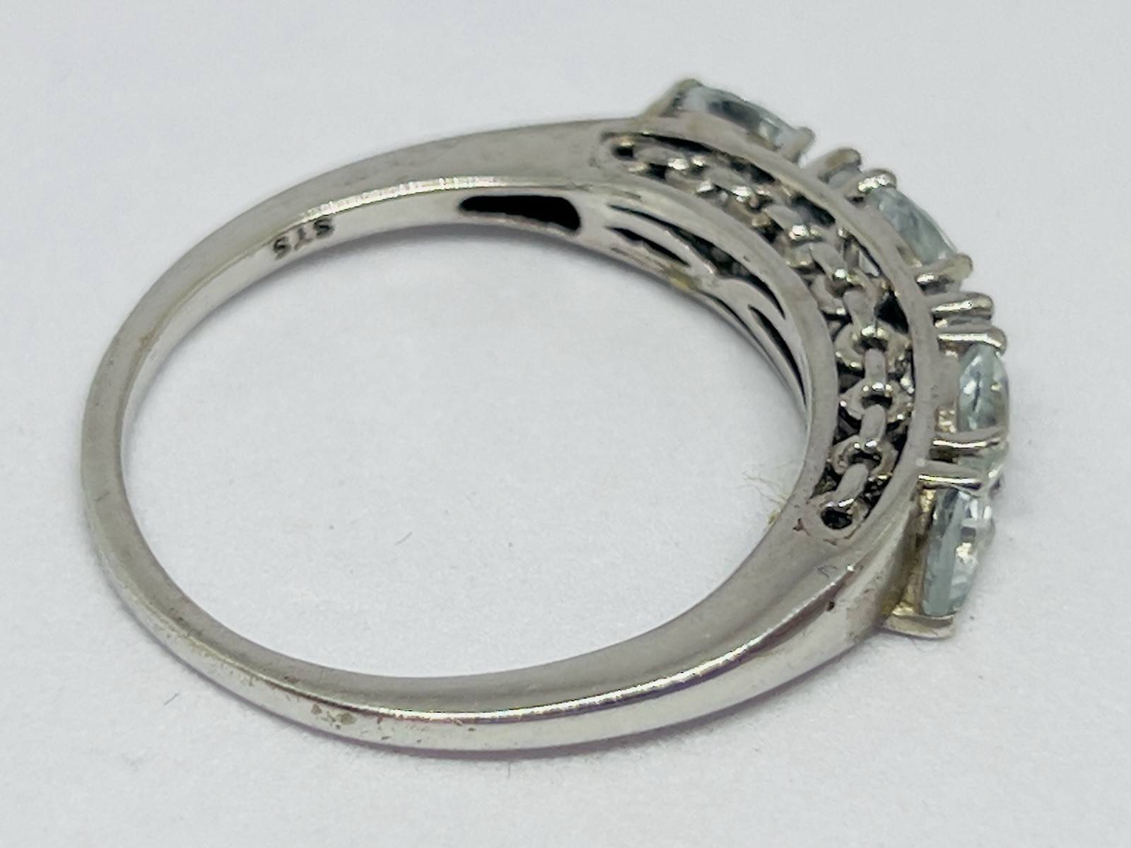 STS 925 Silver Very Light Blue Aquamarine Trillion Gemstone Band Ring Sz 9