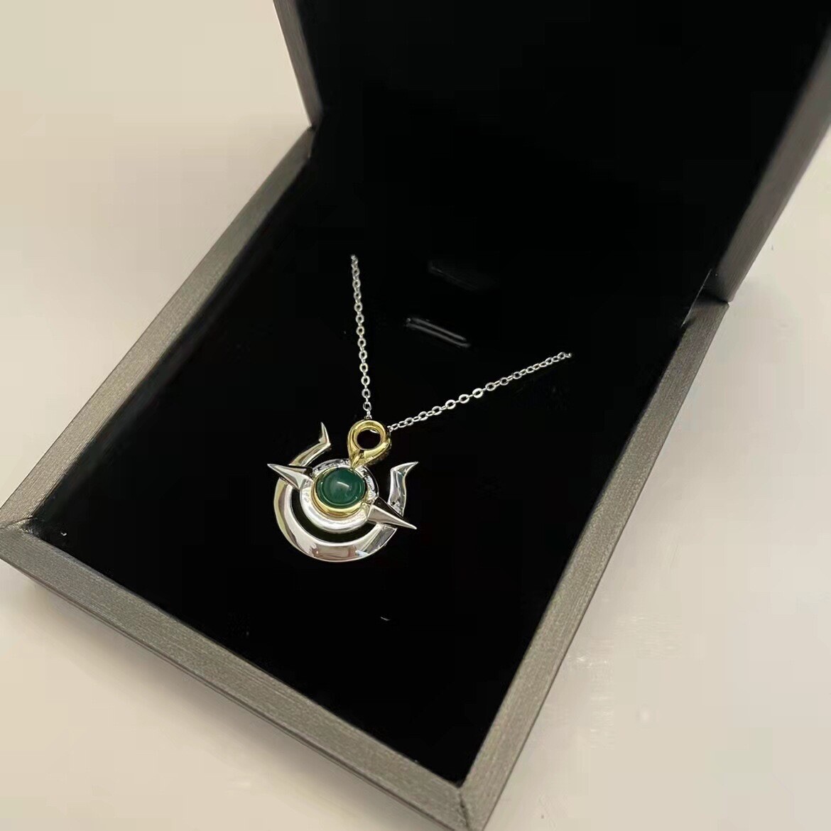 Moon Stone Regenerator Pendant Necklace League of Legends Male Female Necklace