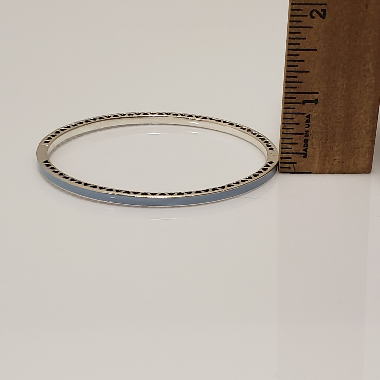 Pandora Sterling Silver Radiant Hearts Light Blue Enamel Bangle 590537EN13 7.9″
