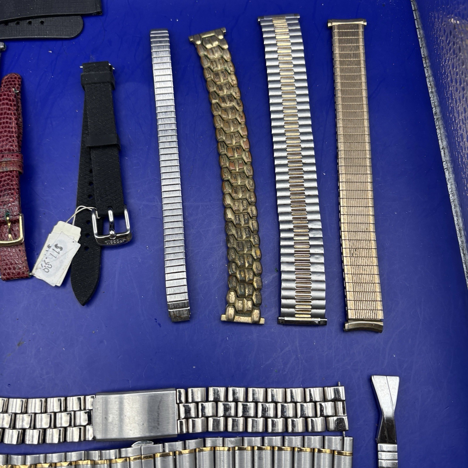 Lot Of Assorted Watch Bracelet, Strap, Bands Modern Bulk Parts/Repair/crafts
