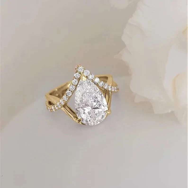 3.10 Ct Pear Cut White Treated Diamond Solitaire Ring 925 Silver Certified