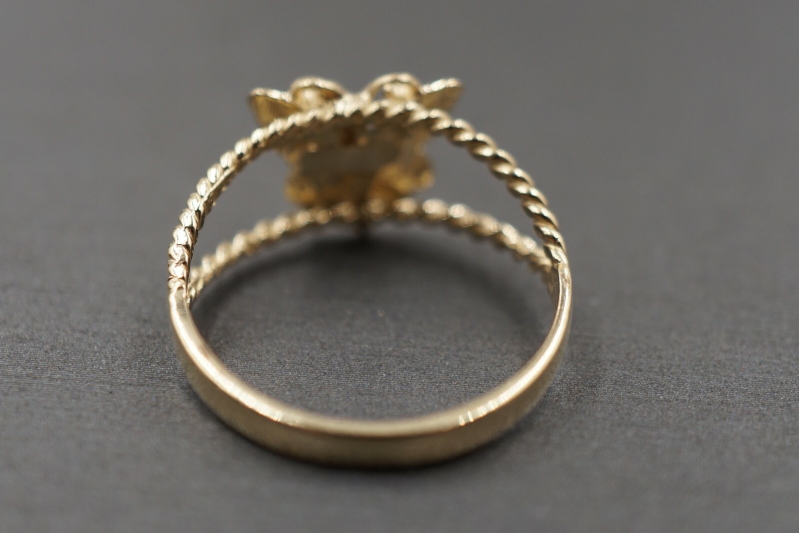 10K Solid Yellow Gold Diamond Cut 10.5MM Butterfly Ring. Size 7.5