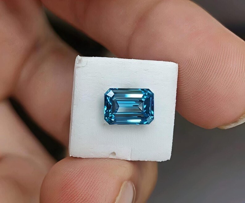 3.70 Ct vivid Blue Diamond Loose Emerald Cut VVS1 Grade Gemstone +1 gift