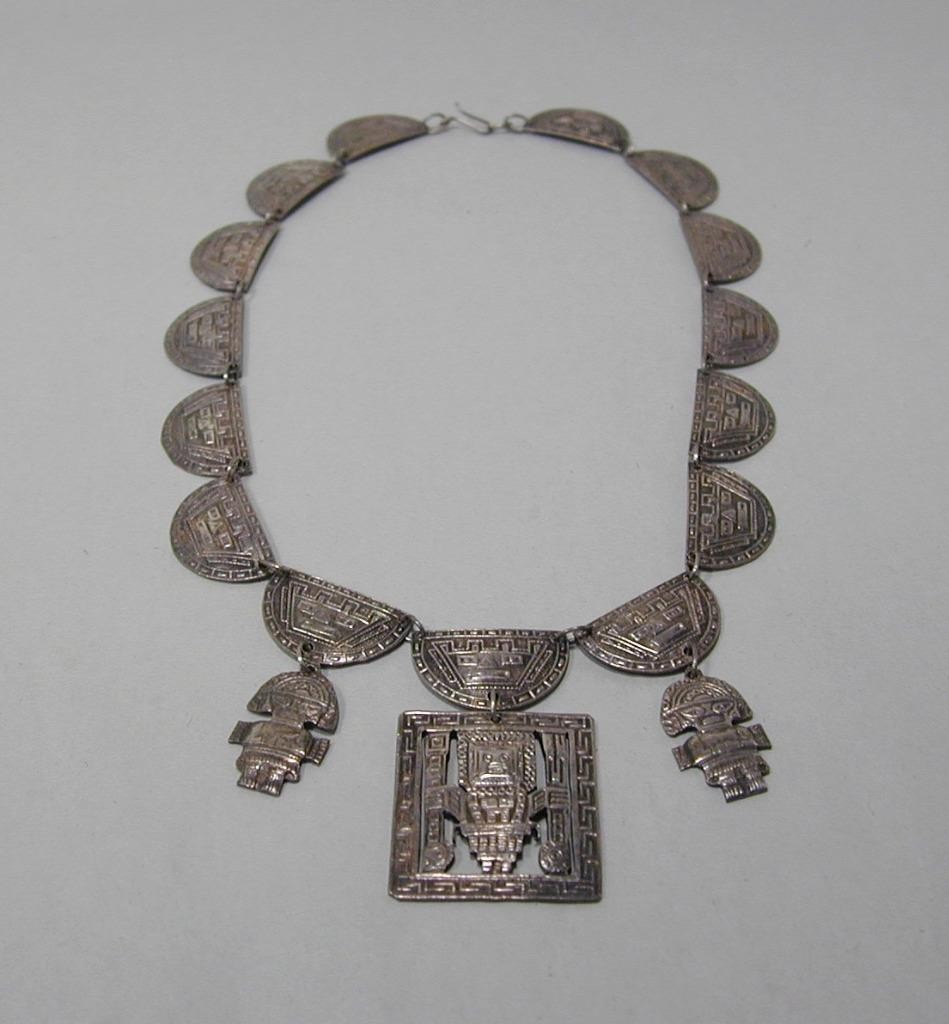 Vintage Peru 900 Silver Inca Tumi Panel Statement 16 1/2″ Necklace Choker Signed