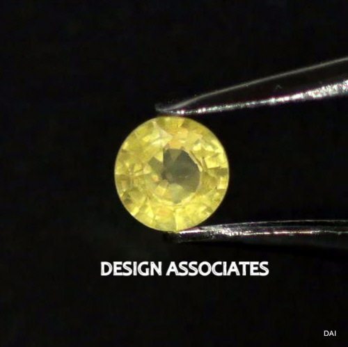 YELLOW SAPPHIRE 2.5 MM ROUND CUT EARTH MINED AND TREATED AAA