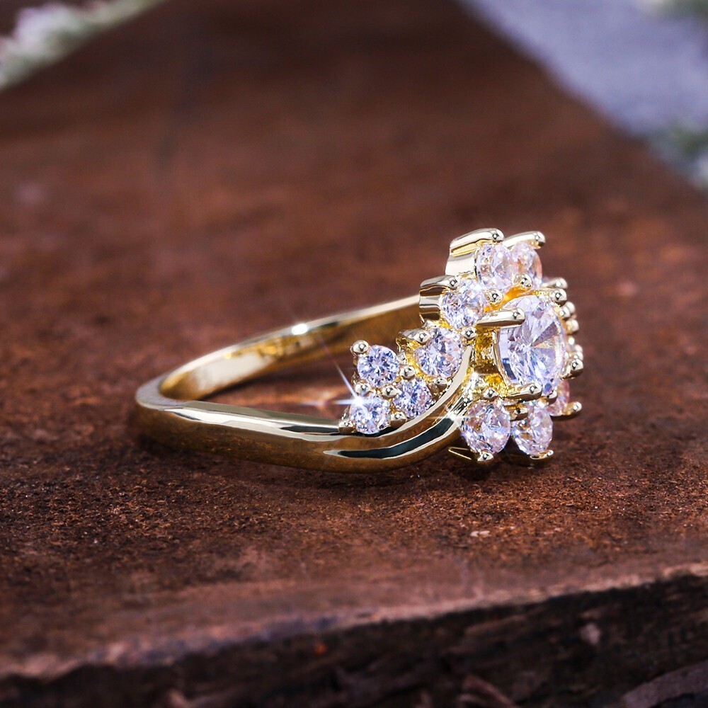 Stunning 2.20Ct Round Cut Simulated Diamond Wedding Ring 14K Yellow Gold Plated