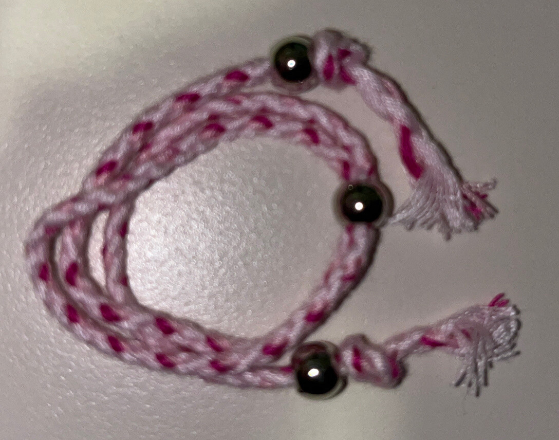 NEW BOHO BRAIDED THREAD FRIENDSHIP BRACELET ADJUSTABLE COLOR FUCHSIA WHITE PINK