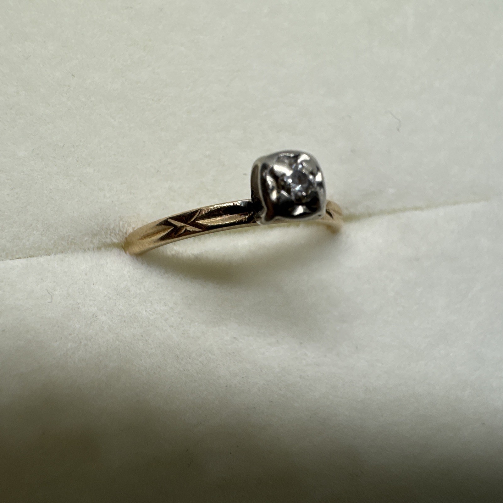 14k Yellow & White Gold Small Diamond Solitaire Ring Size 3.75 Vintage High Set