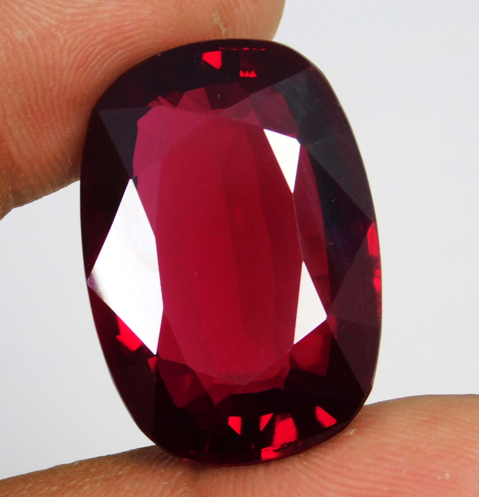 Certified 100.05 Ct Natural BURMA Pigeon Blood Red Ruby Unheated Loose Gemstone