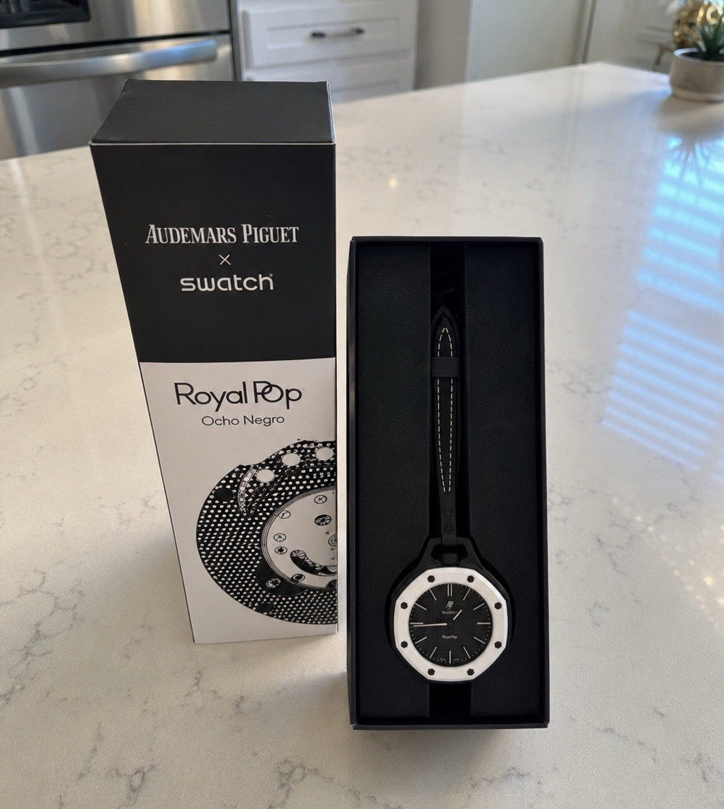 Swatch Royal Pop Ocho Negro Skeleton Black Dial Octagon Quartz 42mm Rubber 30m