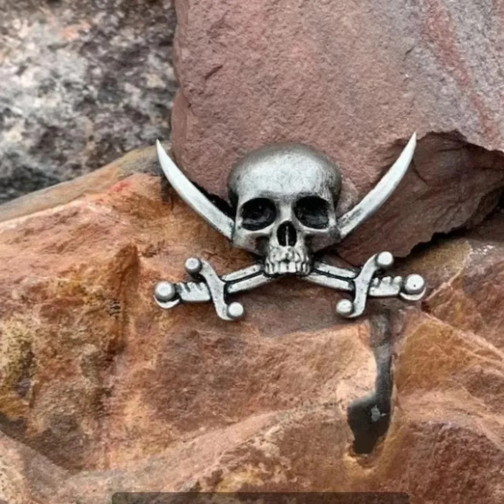 Halloween Skull Pin Punk Skeleton for Gothic Brooch Badge Jewelry Accessory