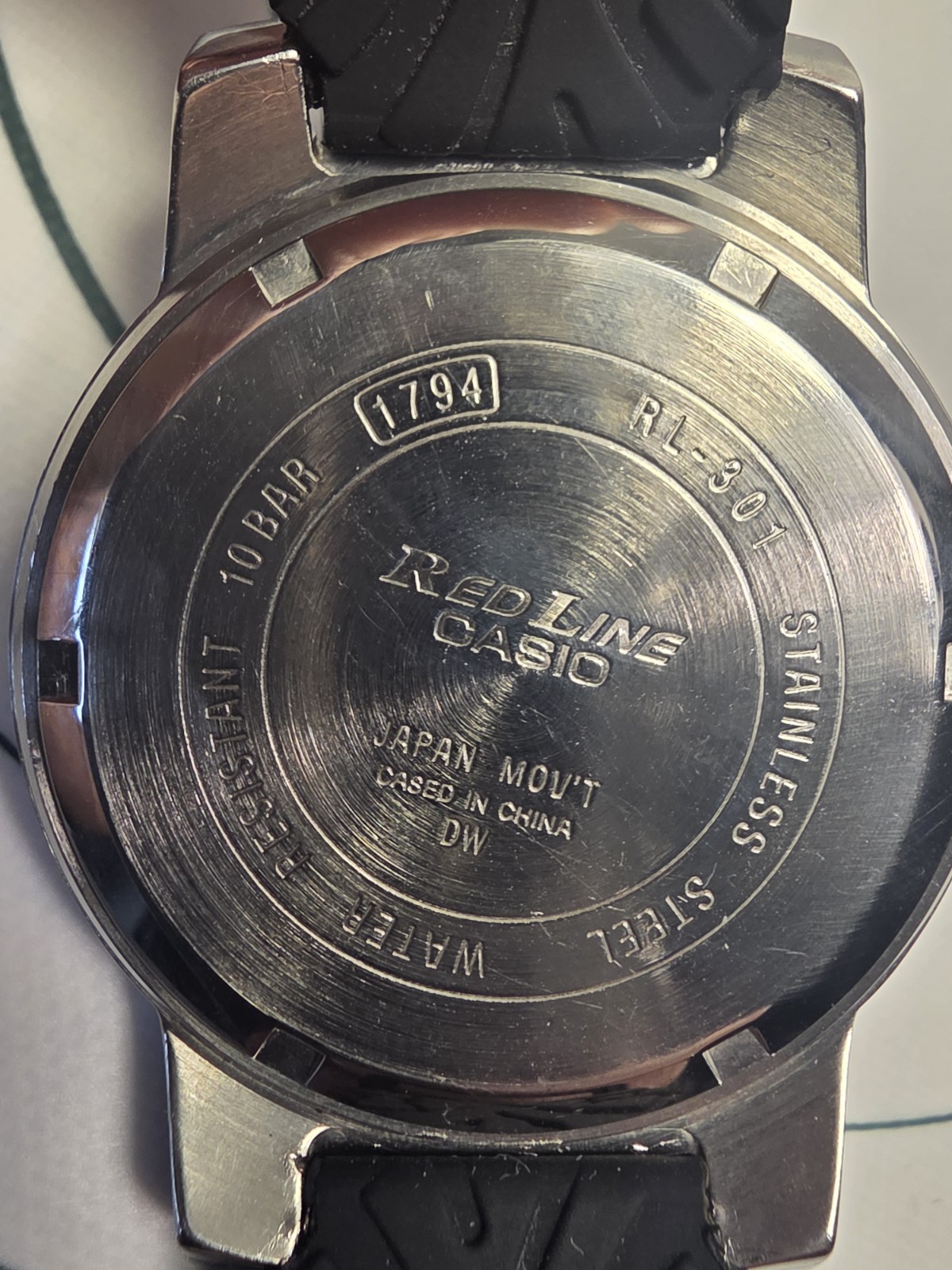 Casio Men’s RL-301 Watch Red Line, Stainless 40mm 1794 EF-300 10Bar New Battery