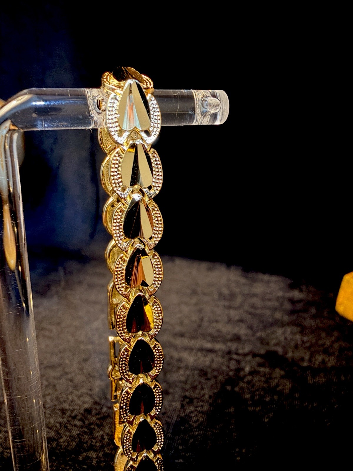 14K Gold Filled Curb Link Chain Bracelet 7-8in 8MM Box Clasp