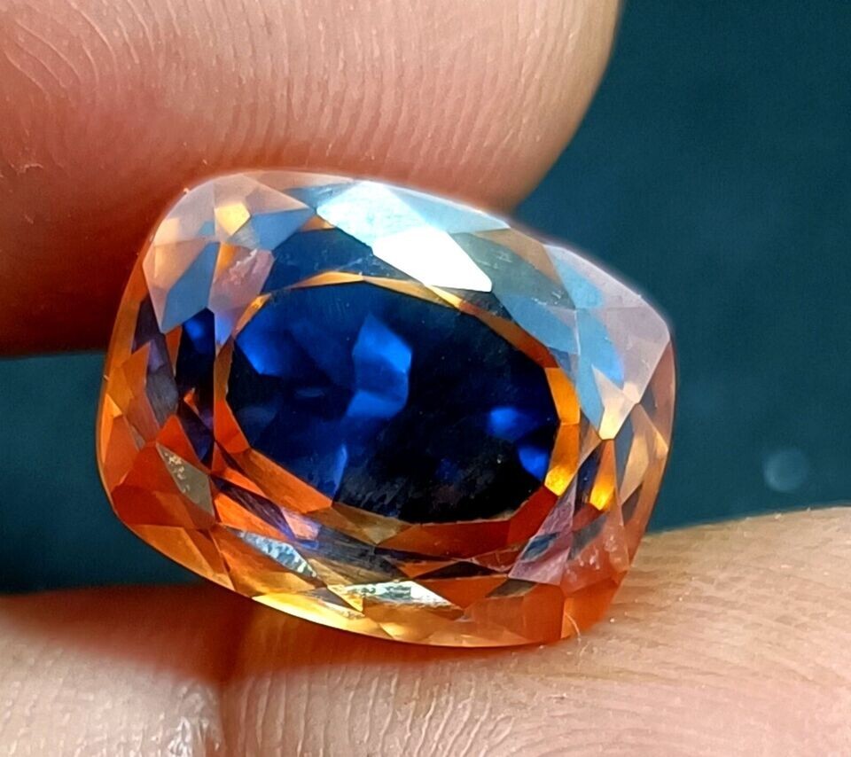 PITAMBARI SAPPHIRE Cushion CUT NATURAL BI-COLOR CERTIFIED LOOSE GEMSTONE 20.05CT