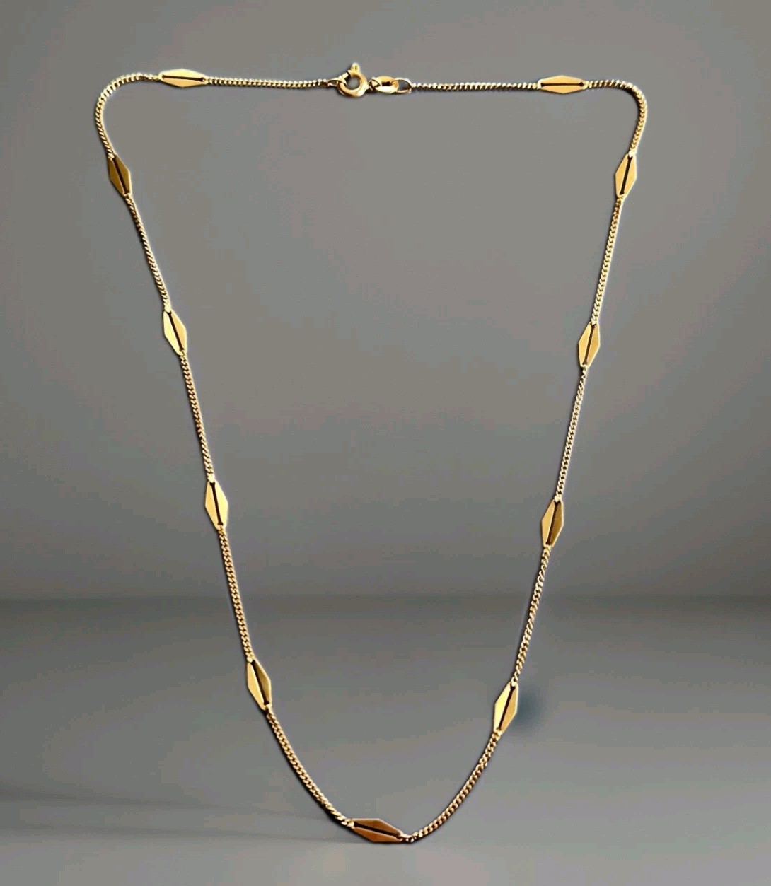 UNOAERRE 14K Italian Vintage Gold Station Chain Necklace 15″ 2.83g Rare
