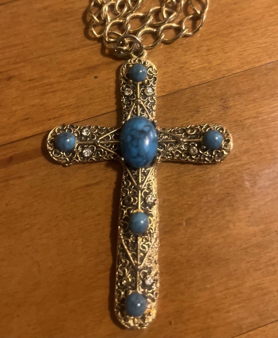 Etruscan-style 5 Turquoise Stoned Gold Toned Cross Necklace