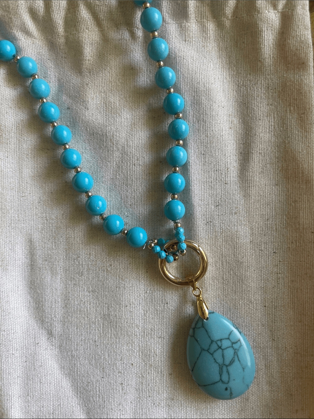 Turquoise Beaded Pendant Necklace