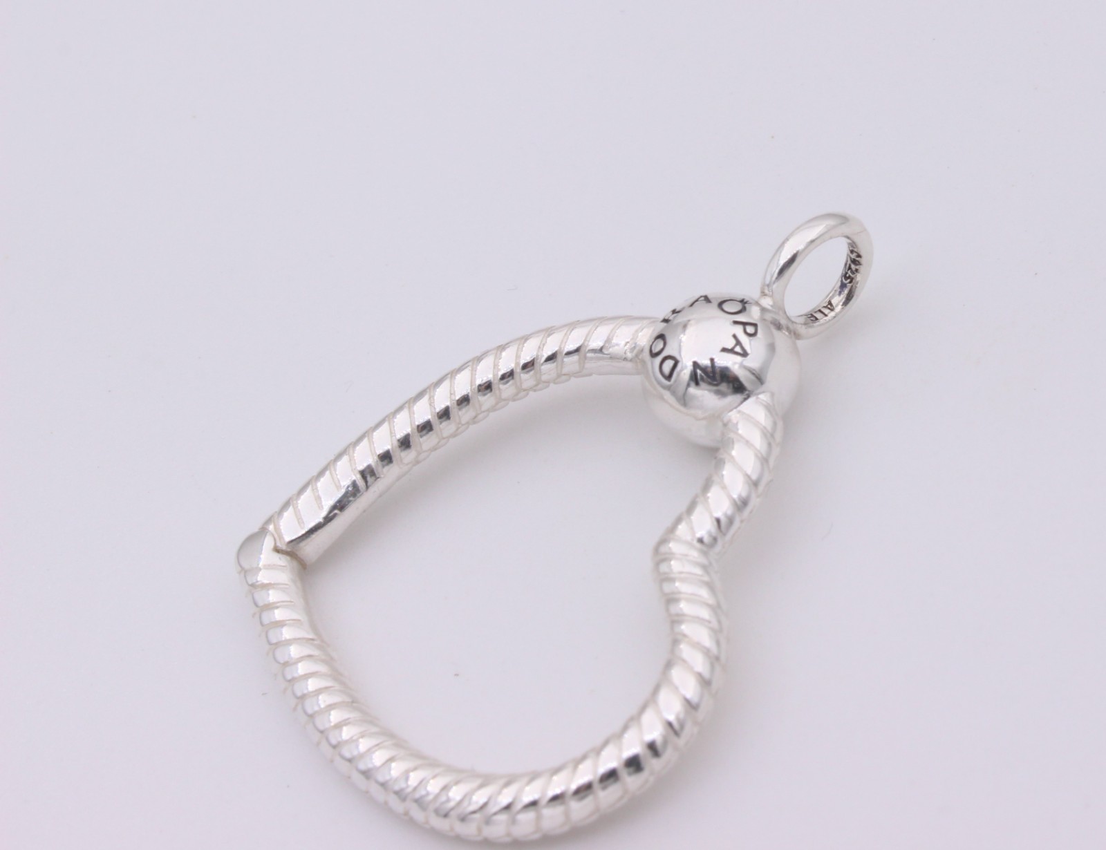Authentic PANDORA Moments Heart Pendant Charm Holder 925 Silver NEW w/Pouch