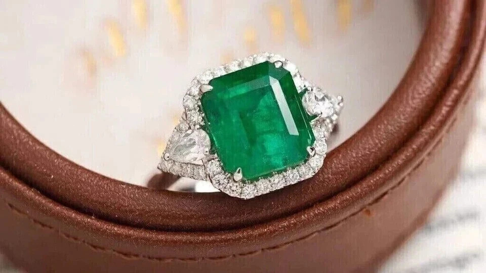 6.80 Ct Emerald Cut Natural Emerald & Diamond 14K White Gold Wedding Ring