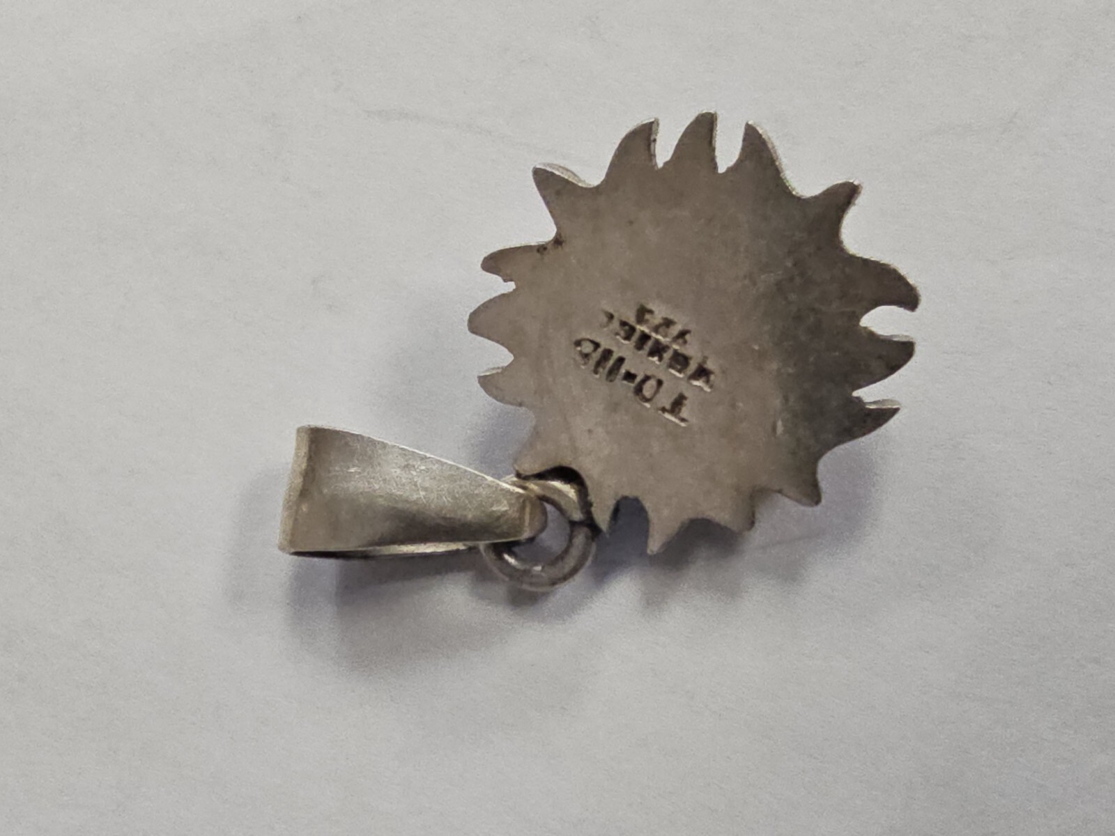 925 Sterling Silver Retro Charm Pendant Southwest Tribal Native 1″ Long 7.7 Gram