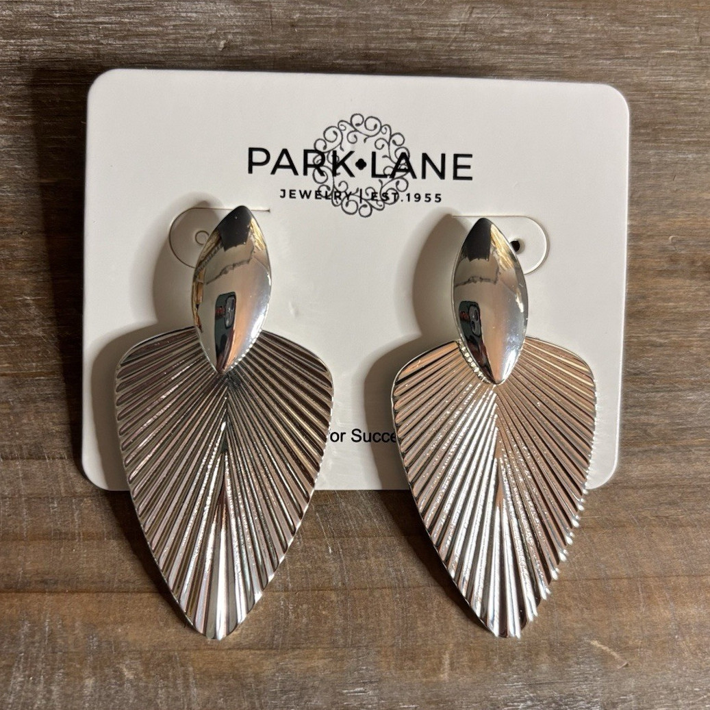 Park Lane Silver Tone Leaf Dangle Drop Earrings Butterfly Closure Metal