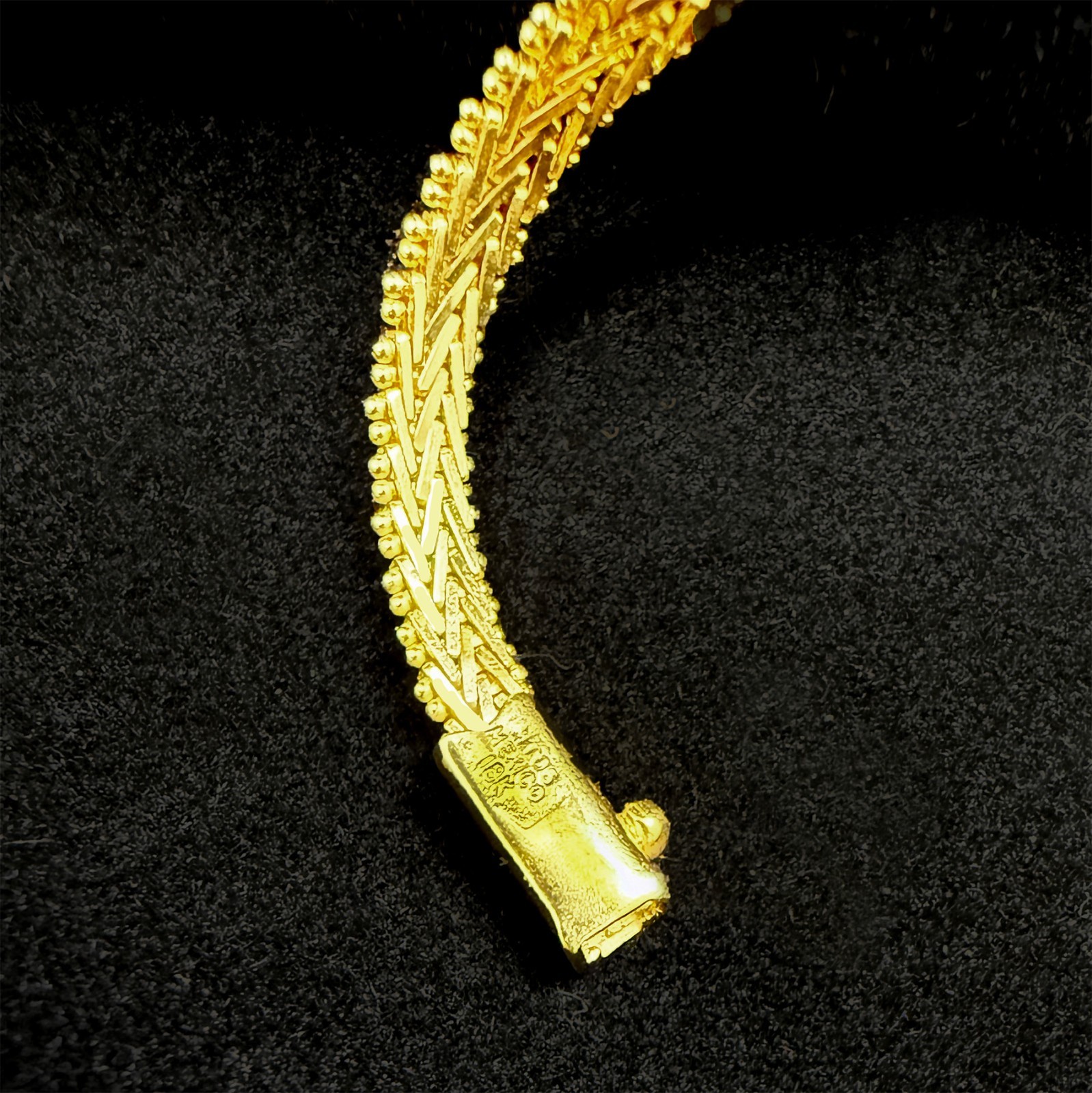 18K Solid Gold Braided 7″ Bracelet, Herringbone Woven, 9g Mexico Yellow Gold