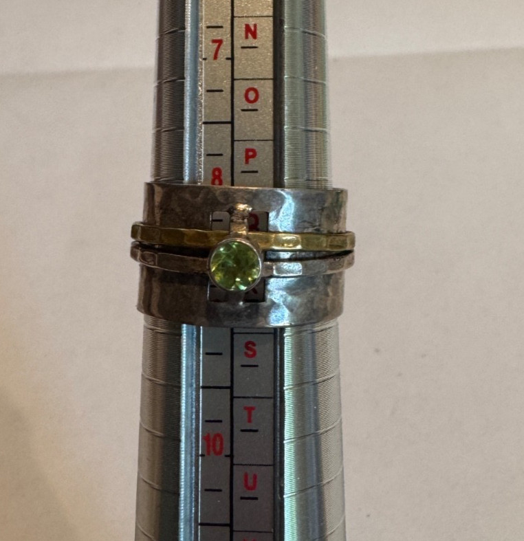 Artisan Style Hammered Spinner Ring Size 8 Mixed Metal Green Stone Wide Band Boh