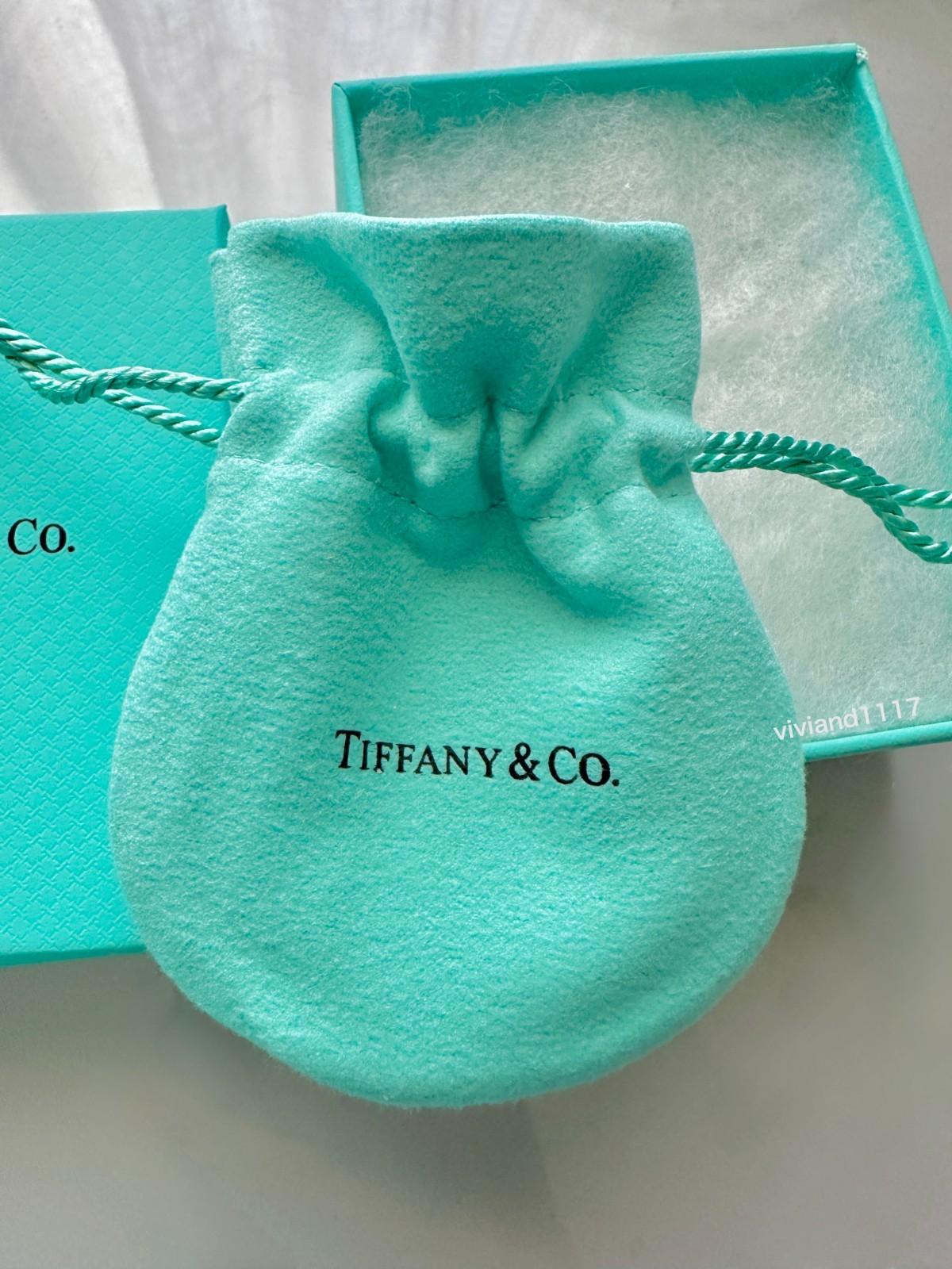 Tiffany & Co Empty 3.75″ x 3″ x 1.5″ Blue Gift Box/Travel Pouch 2pc set