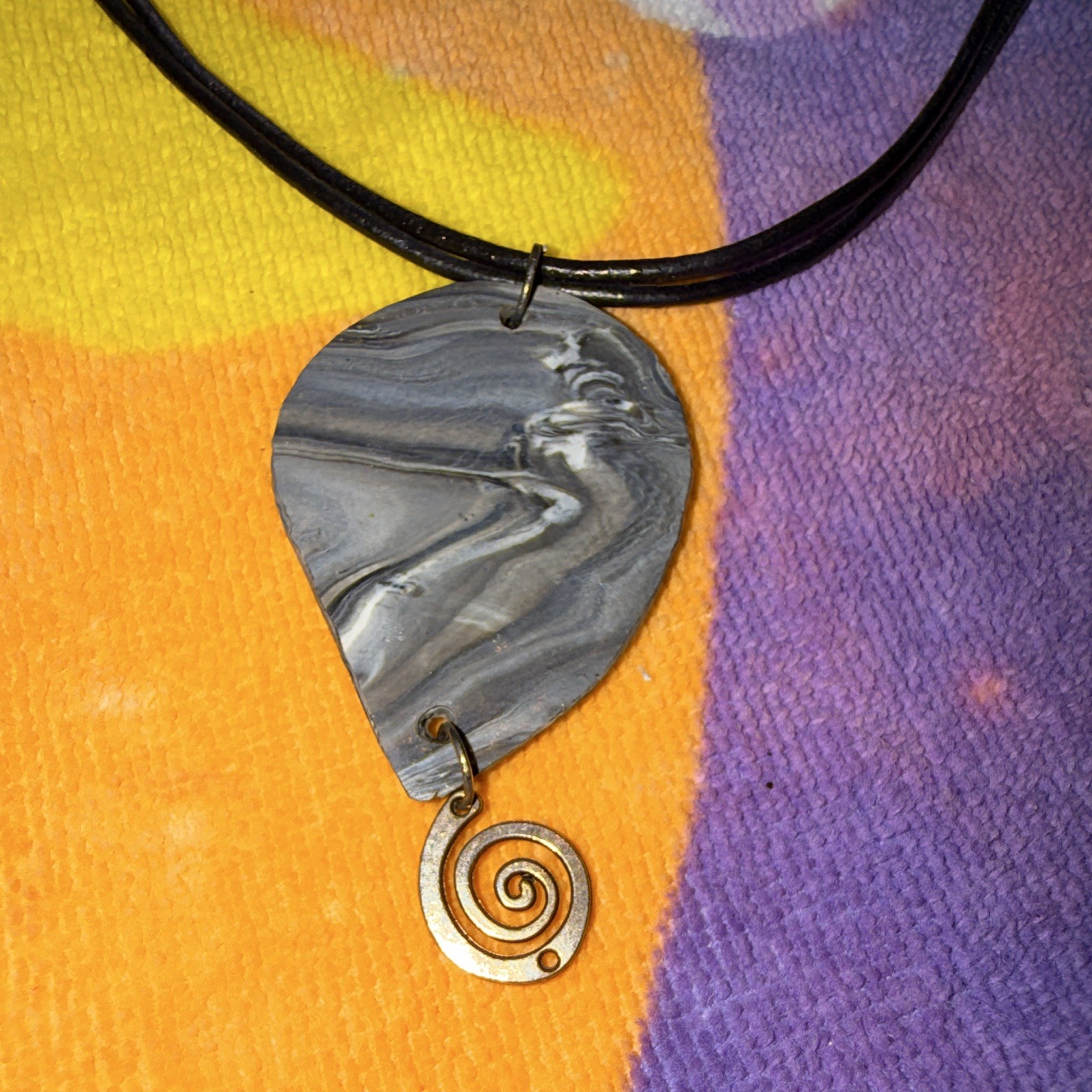 Black Leather Cord Necklace Silver Tone Spiral Asymmetrical Pendant Toggle