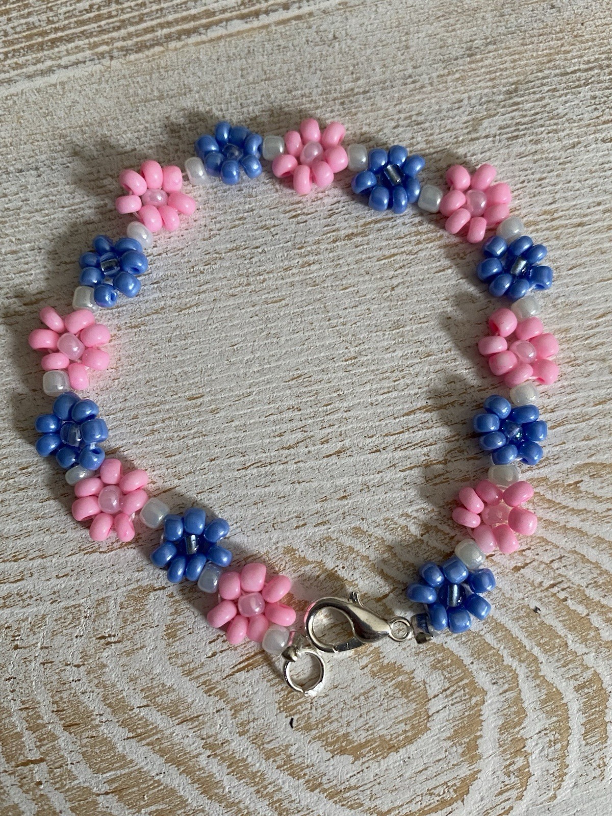 Daisy Beaded Bracelet Pink And Periwinkle Silver Clasp 7”