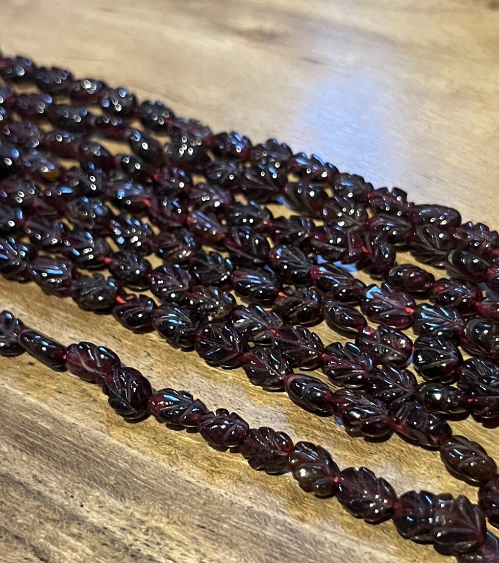 12in Strand Old Stock Red Purple Carved Garnet Beads Natural 4-6mm