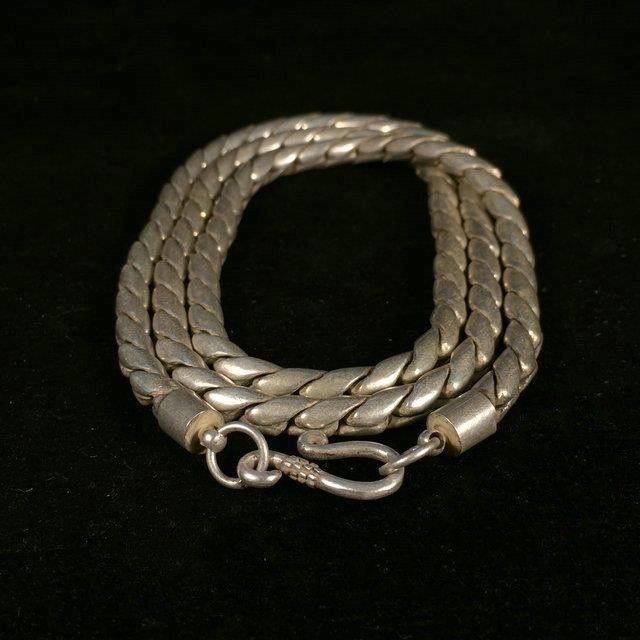 Ethnic Style Handmade Old Silversmith Nepalese Tibetan Silver Necklace