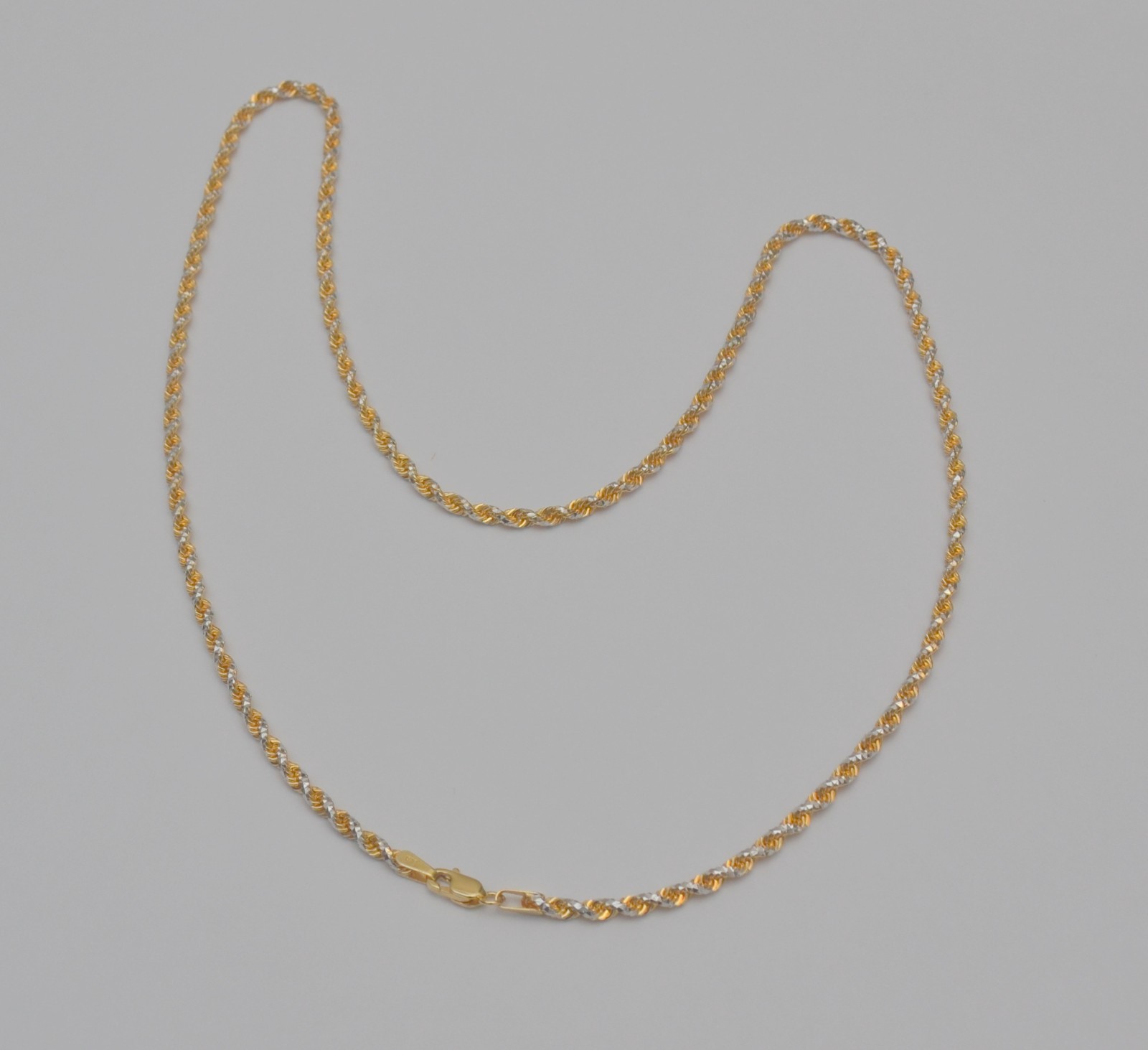 10K Two Tone Gold Rope Chain Necklace 17.75″ 2.5mm Diamond Cut 9.7g C8