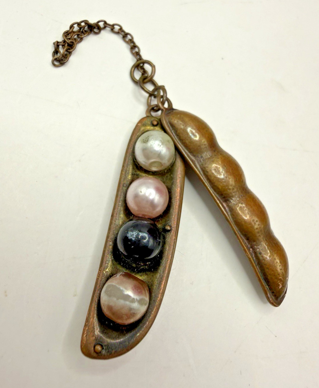 Peas in a Pod Necklace Pendant – Copper & Faux Pearls (SEE PHOTOS & DESCRIPTION)