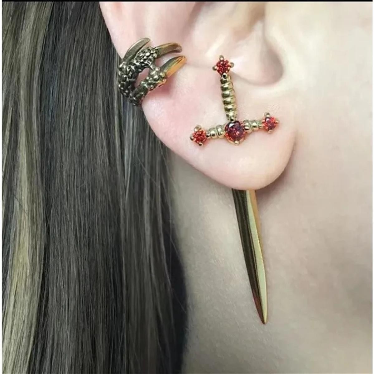 2pcs Gothic Sword Stud Earrings, Vintage Punk Crystal Dagger Ear Piercing Jewelr