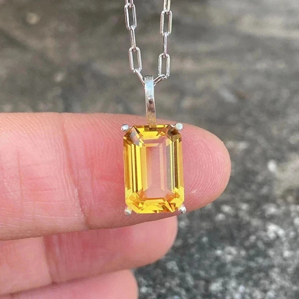 25.70 Ct Natural Yellow Emerald Sapphire 925 Solid Silver Pendant Gemstone