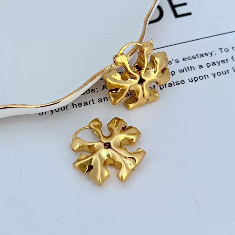 New Tory Gold Oversized Hidden Hinge Earrings with Jewelry Pouch Size:2.5cm