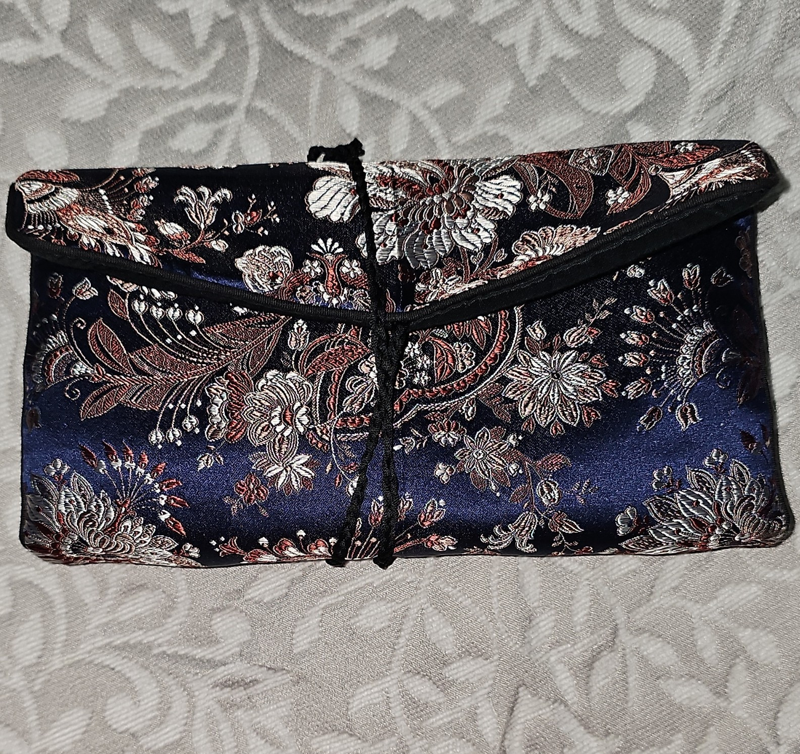 Floral Fabric Roll-Up Jewelry Organizer, Lined Zipper Closure,