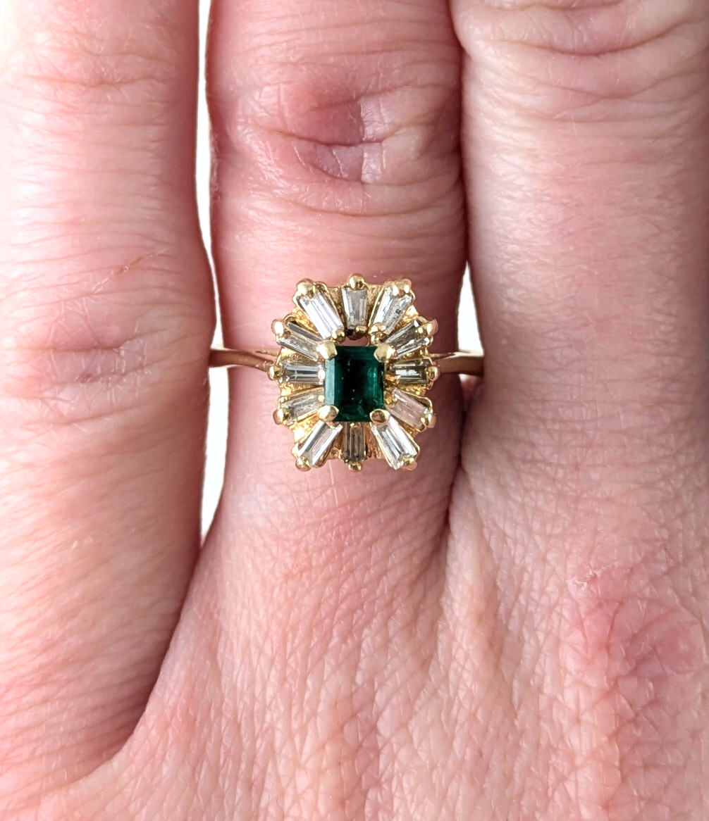 14K Gold Approx .35 Ct Emerald and .50 Ct Baguette Diamond Halo Ring Size 8.5