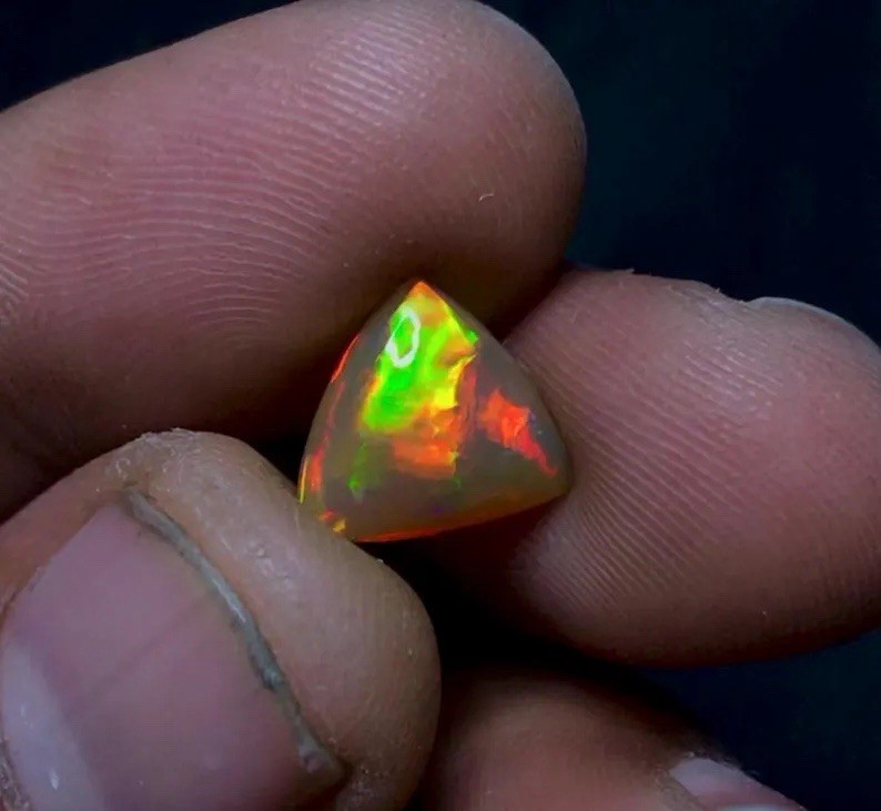 11.3x11x4.5 mm Natural Welo Ethiopian Opal Cabochon Loose GemstoneNS-188