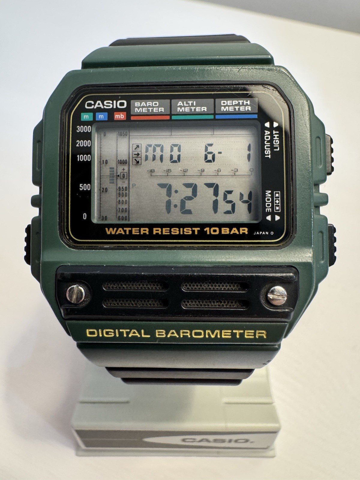 Casio BM-100WJ Men’s Digital Barometer Watch. Green Variation New Battery