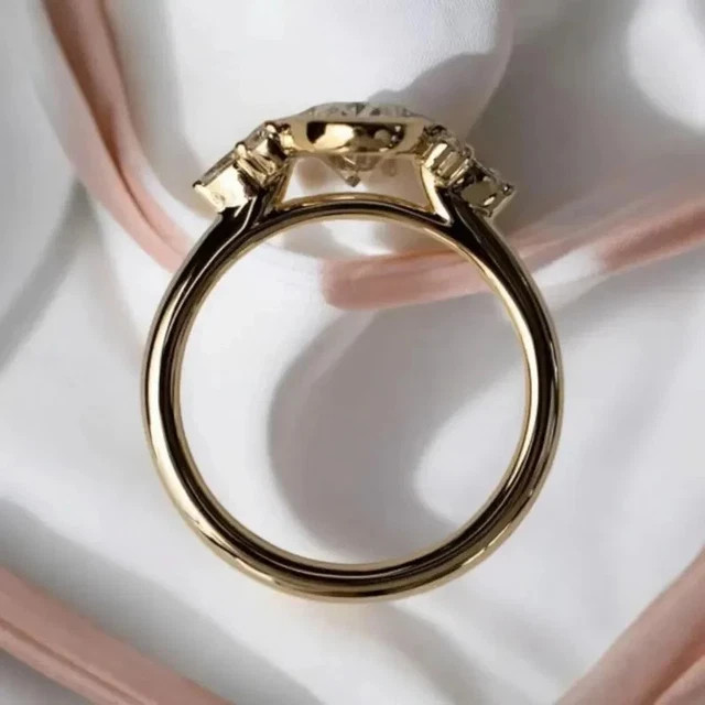 2 Ct Oval Cut Lab-Created Diamond Wedding Ring 14K Yellow Gold Finish