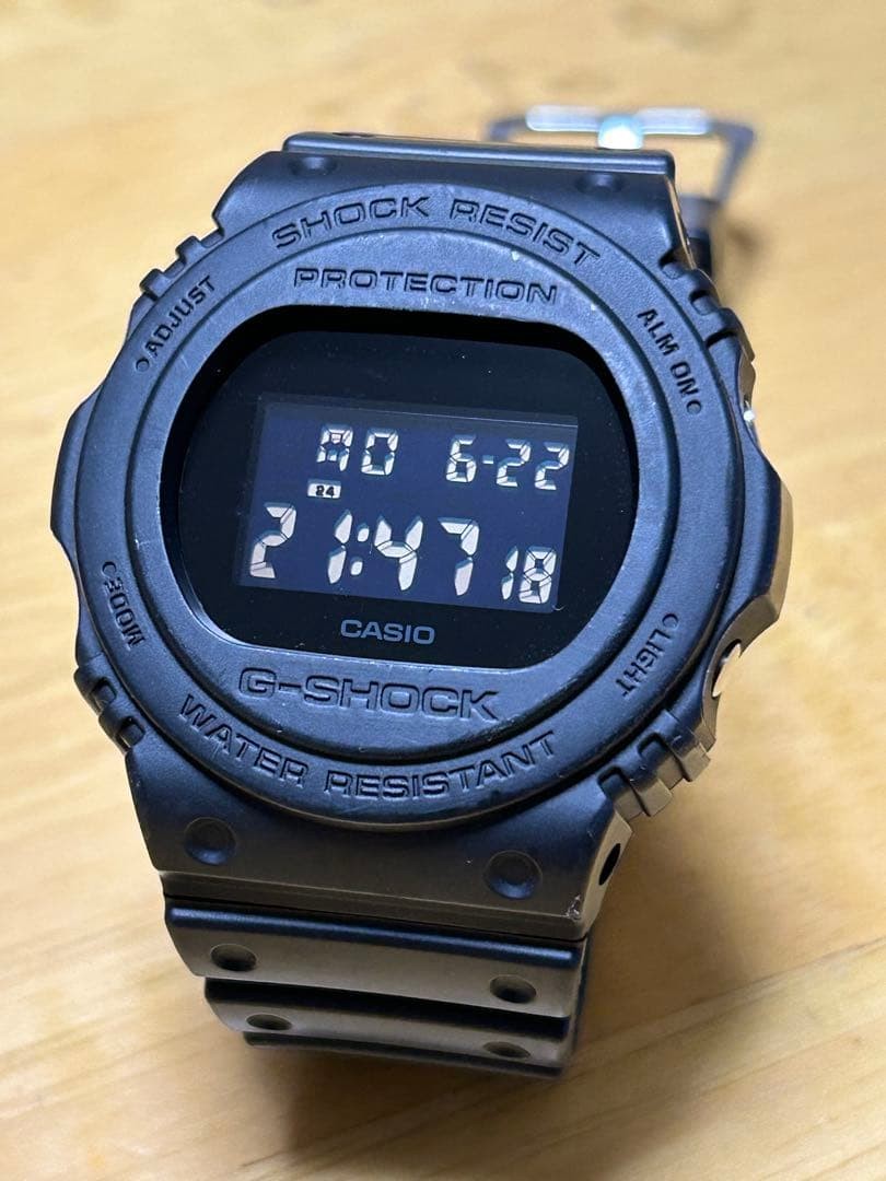 casio G-SHOCK G-Shock DW-5750E Inverted LCD Good operation