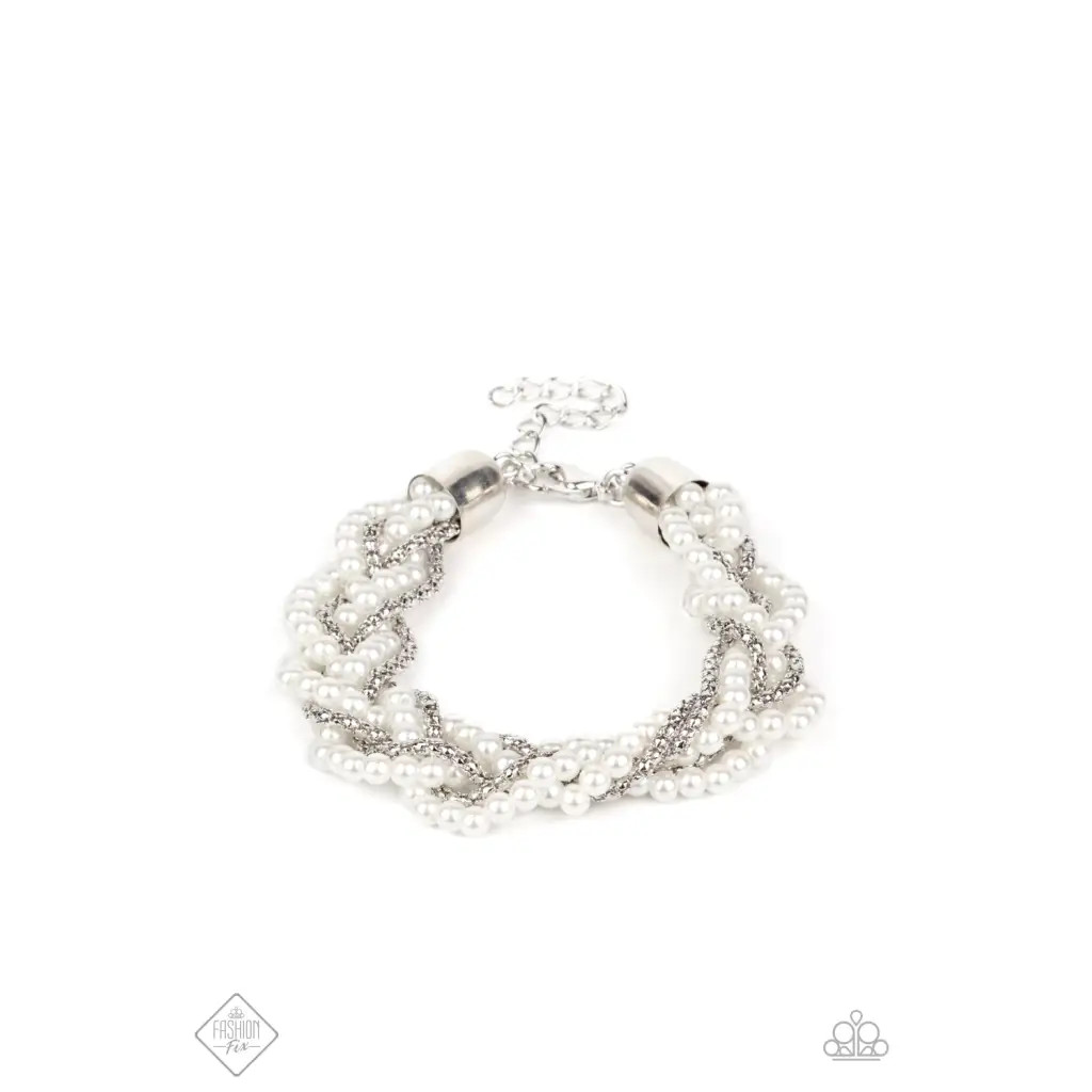 Paparazzi | Vintage Variation – White Bracelet