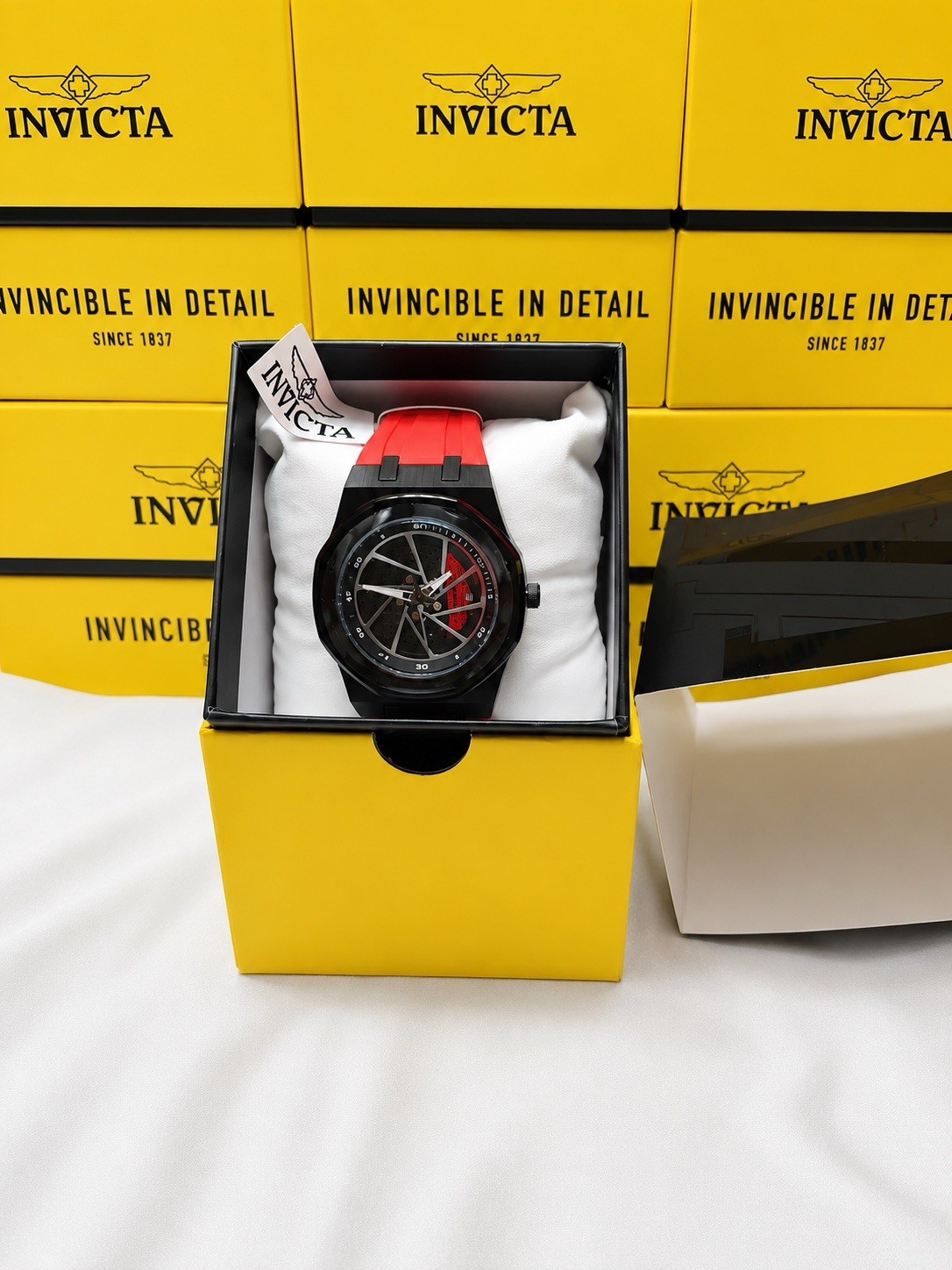 Invicta 69491 Men’s Black & Red brake caliper accent Quartz Watch New Box & Tags
